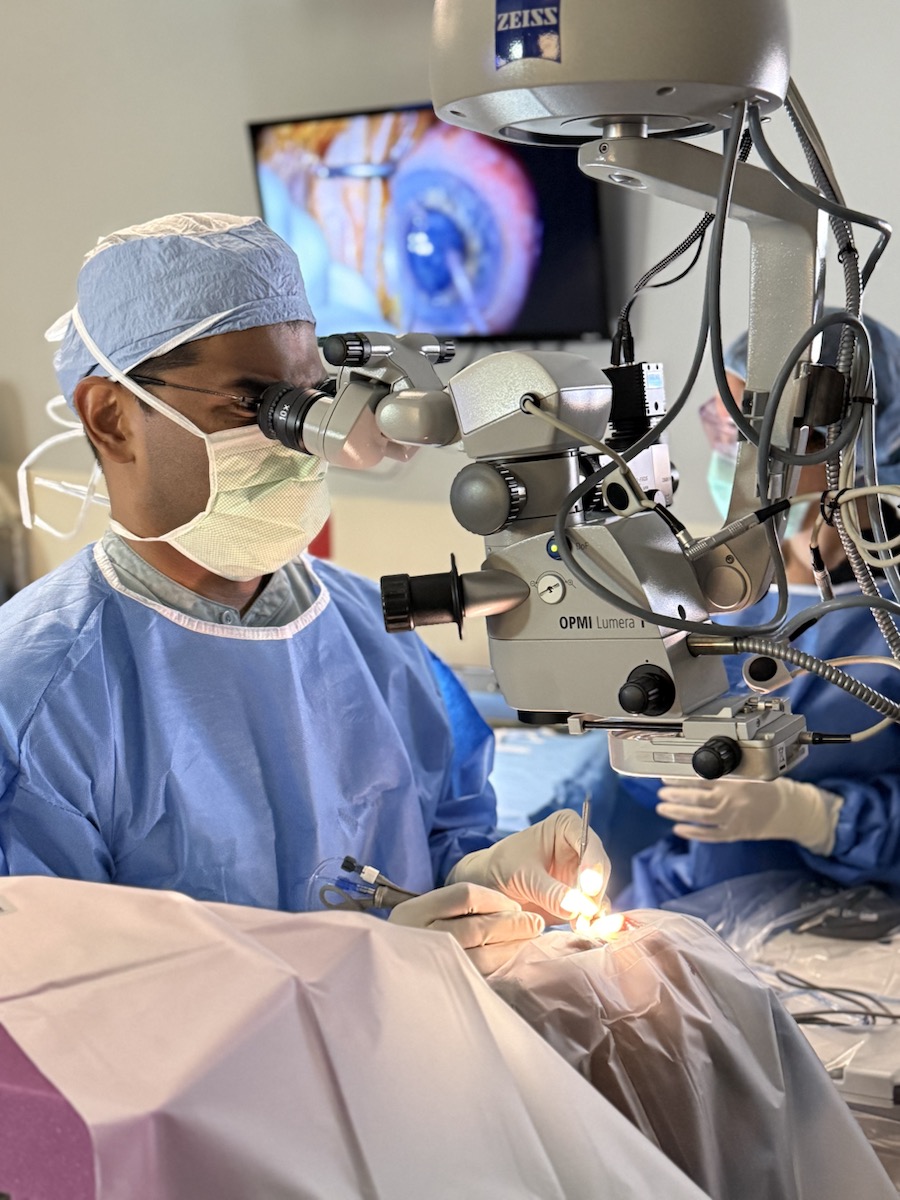 Dr. Harish Raja performing cataract surgery
